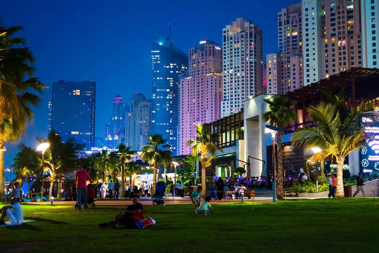 Homestar Deluxe Jbr Meditation & Wellness Hostel Dubai Exterior foto